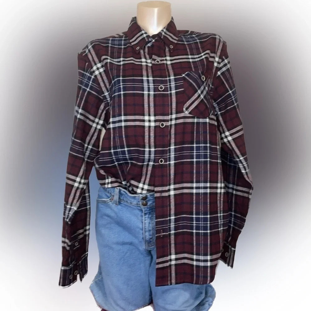 Weatherproof men’s shirt medium plaid flannel buttondown red black white pocket